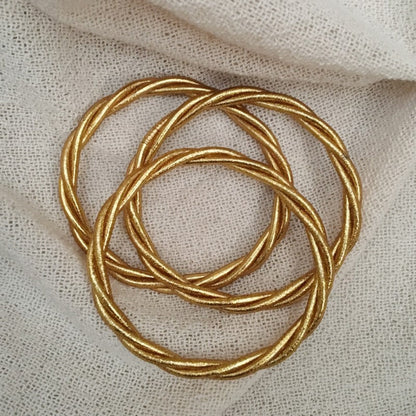 Pulsera dorada Kumlaï
