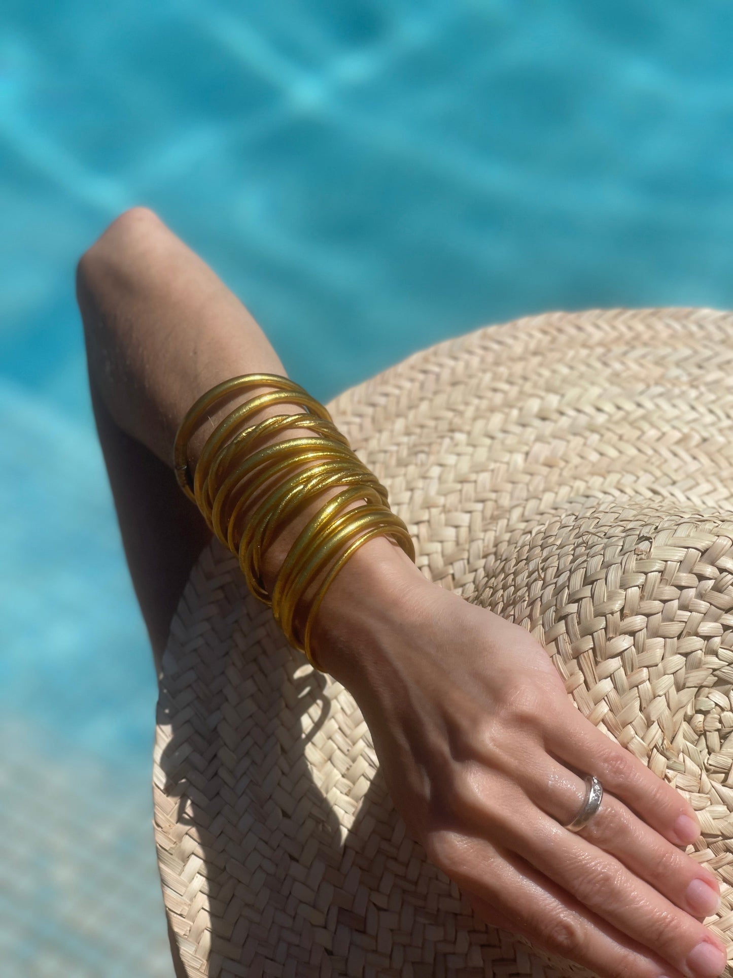 Pulsera dorada Kumlaï
